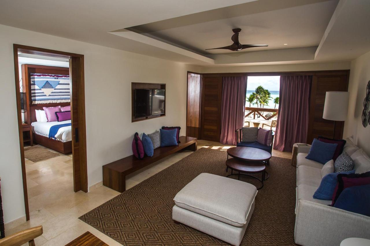 Preferred Club Master Suite Plunge Pool Ocean Front,1021897423:JPEG
