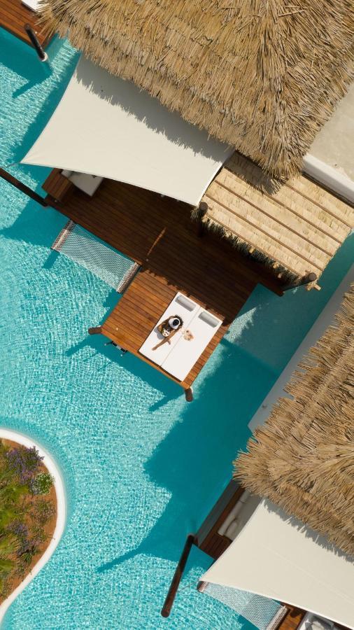 Grand Overwater Bungalow Outdoor Jacuzzi