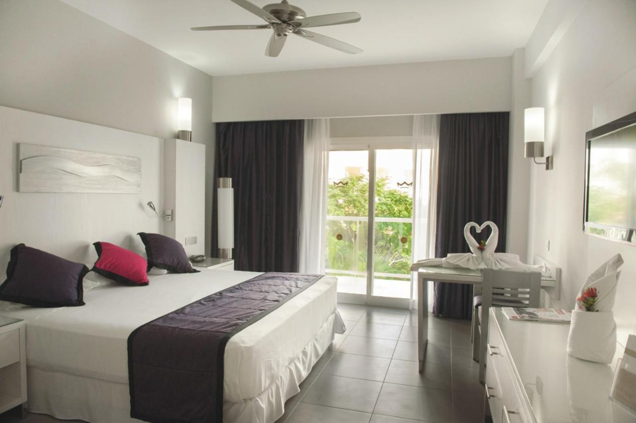 Two Bedroom Family Suite,1126903410:JPEG