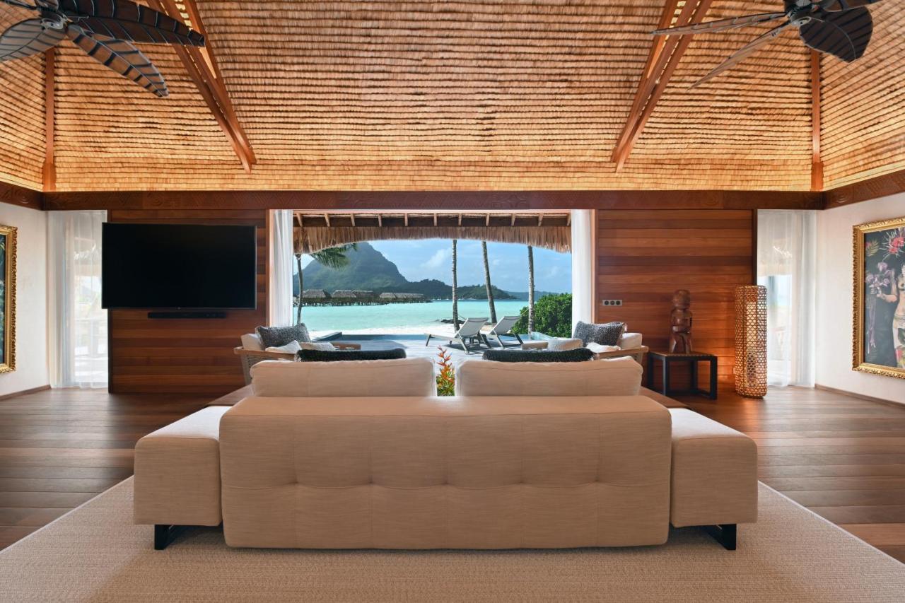 Royal Beach Villa Pool