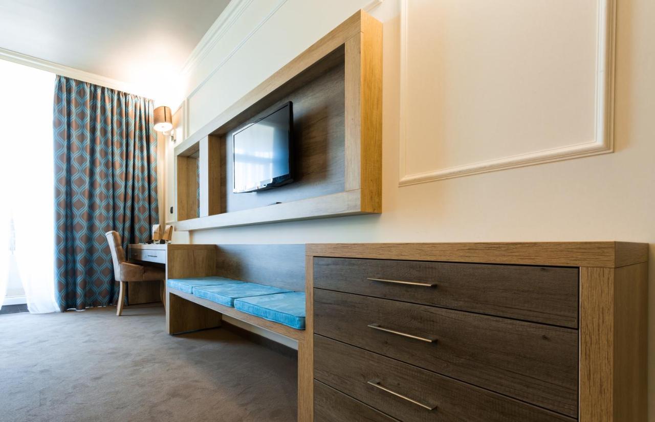 Superior Twin Room Balcony Sea View