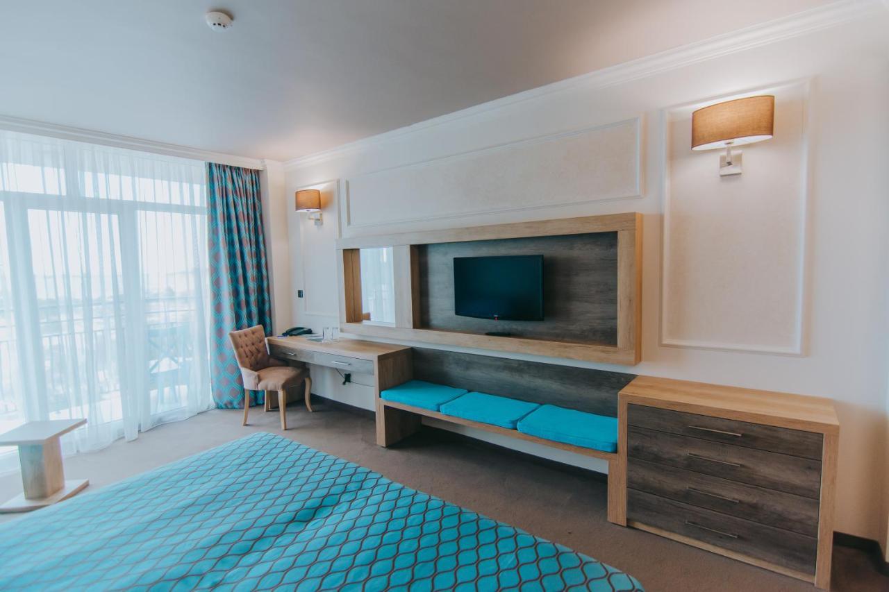 Double or Twin Room Street View
