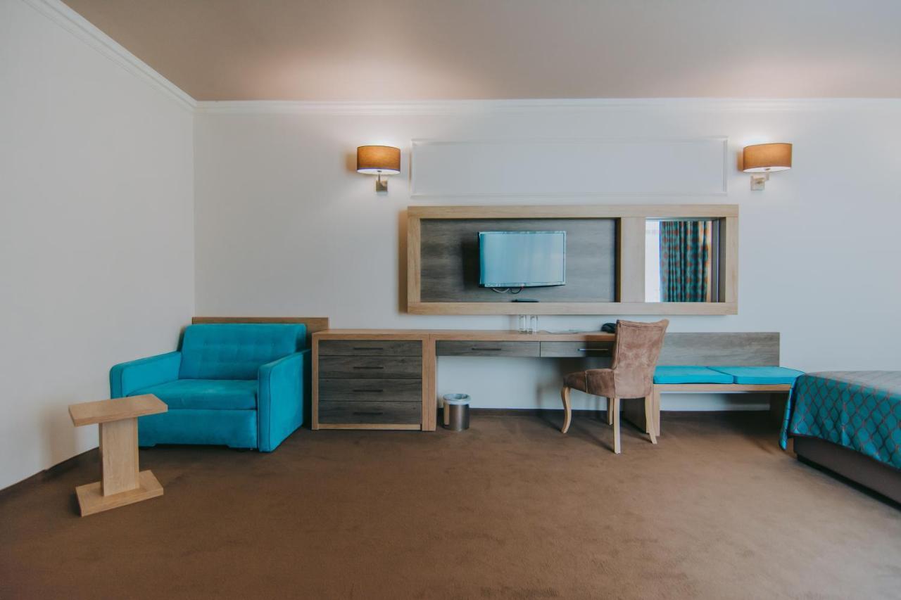 Superior Twin Room Balcony Sea View