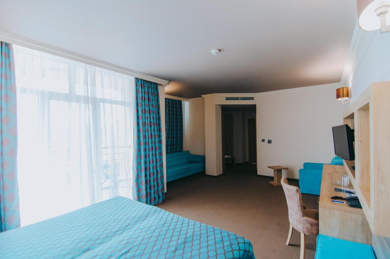 Superior Twin Room Balcony Sea View