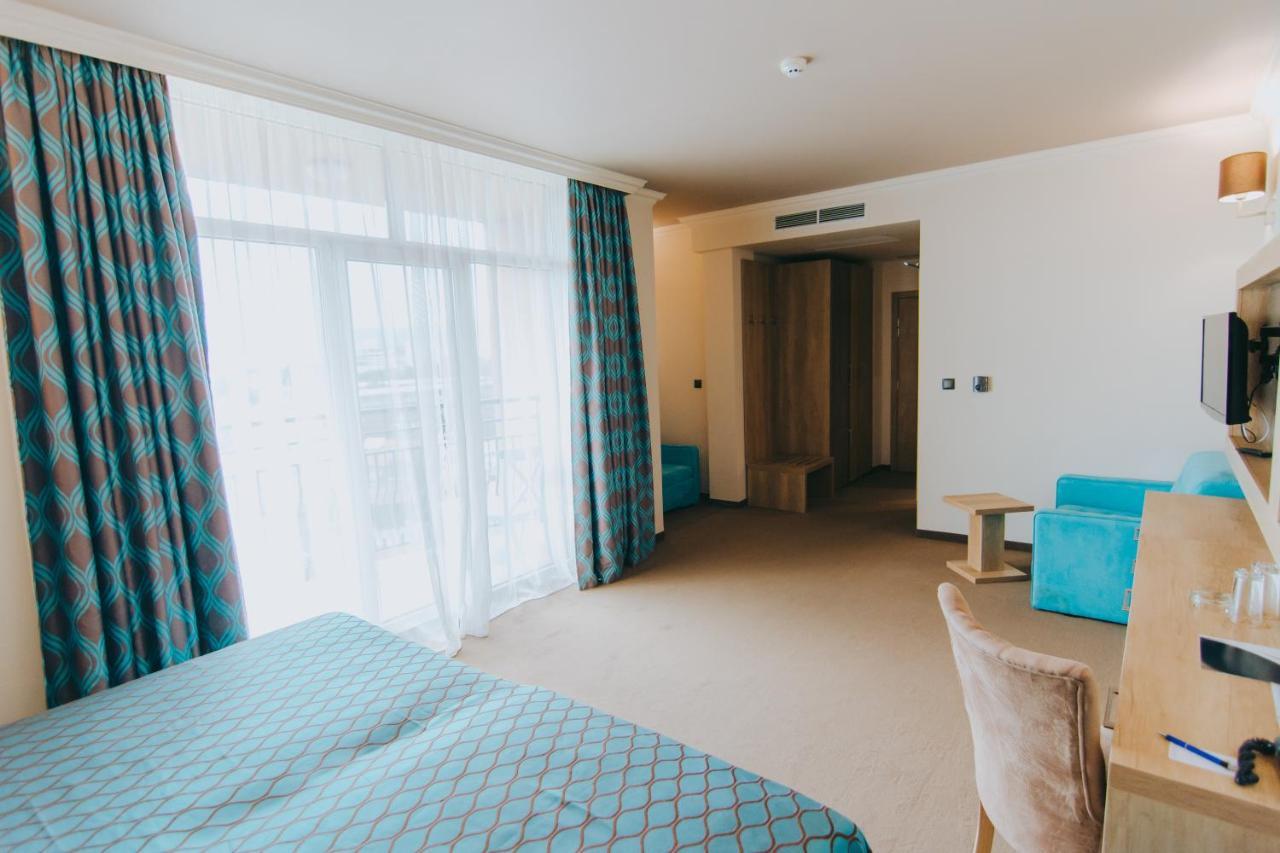 Superior Twin Room Balcony Sea View
