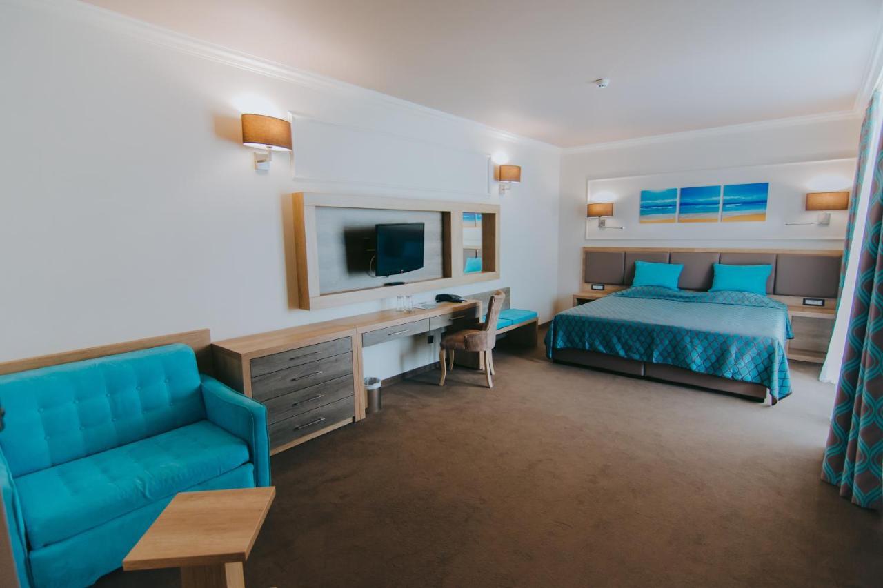 Superior Twin Room Balcony Sea View