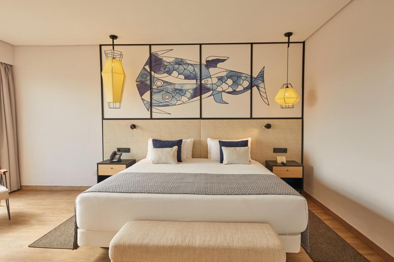 Club Access Suite with Ocean View