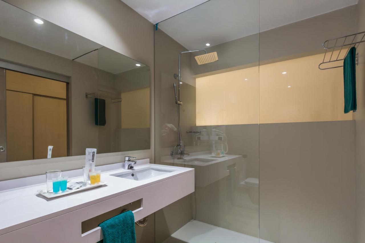 Superior Junior Suite,831397985:JPEG