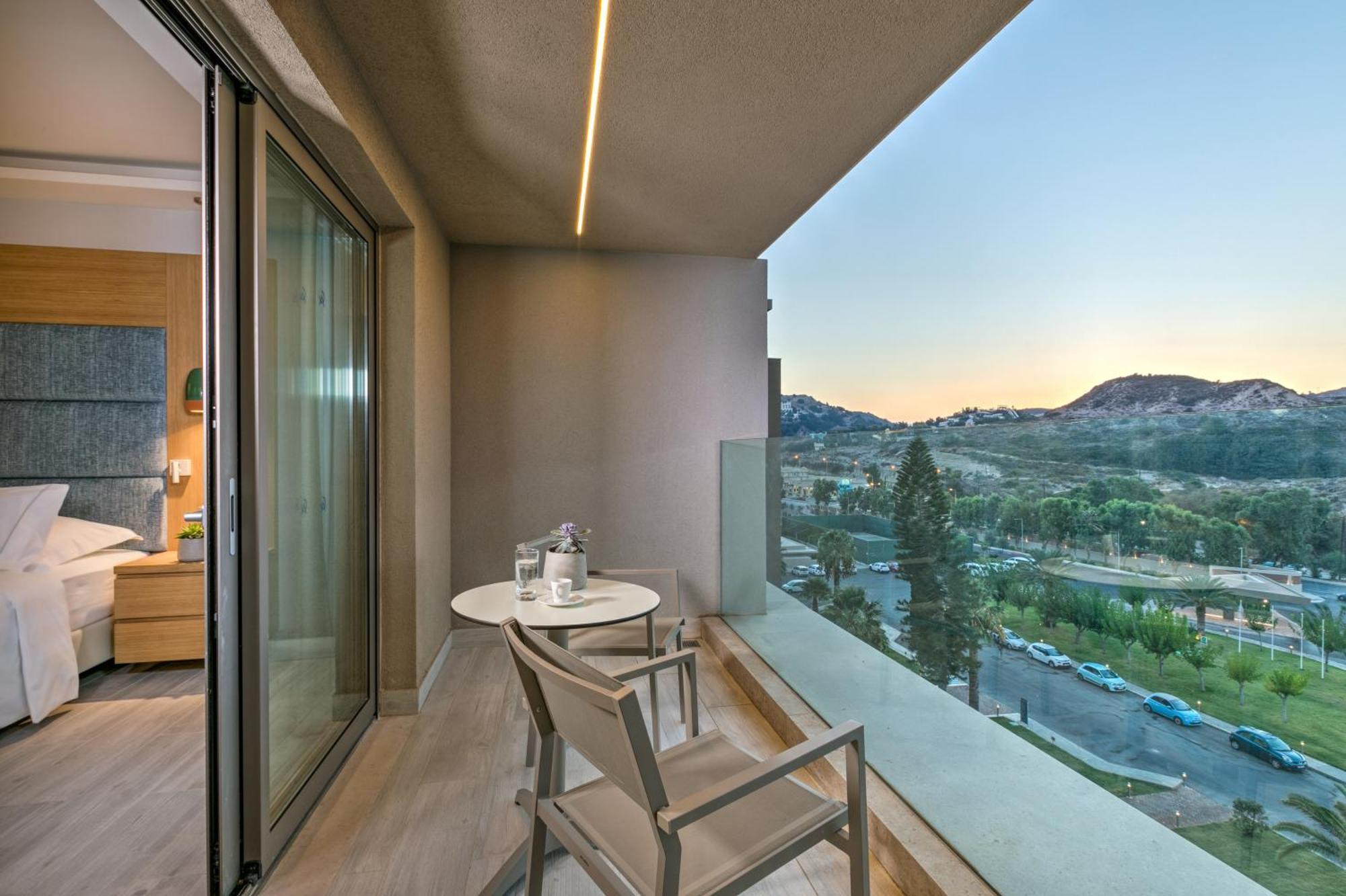 Hill View Family Room