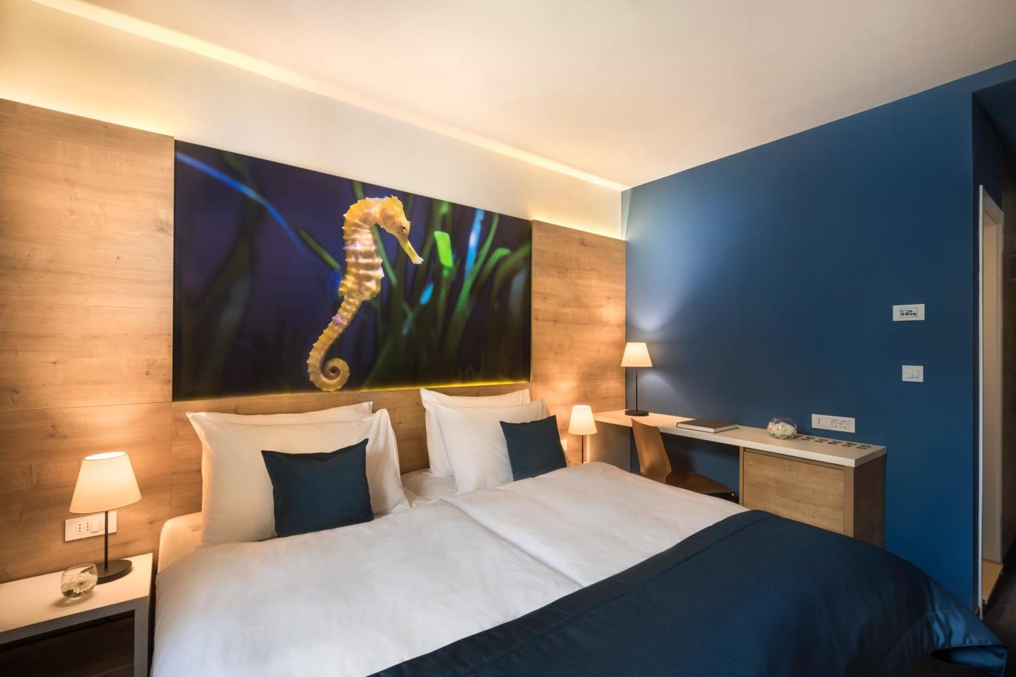 Double Room Street View