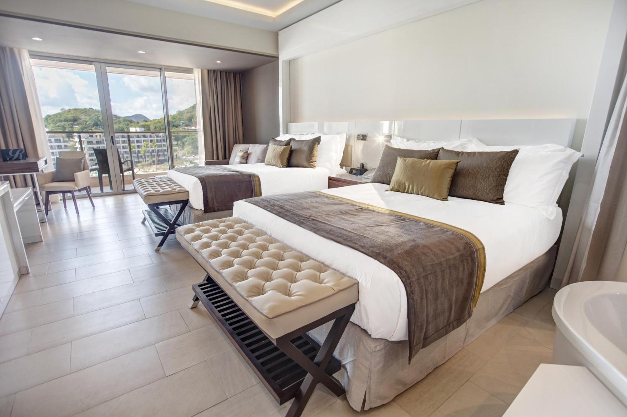 Luxury Junior Suite Ocean View,1213827352:JPEG