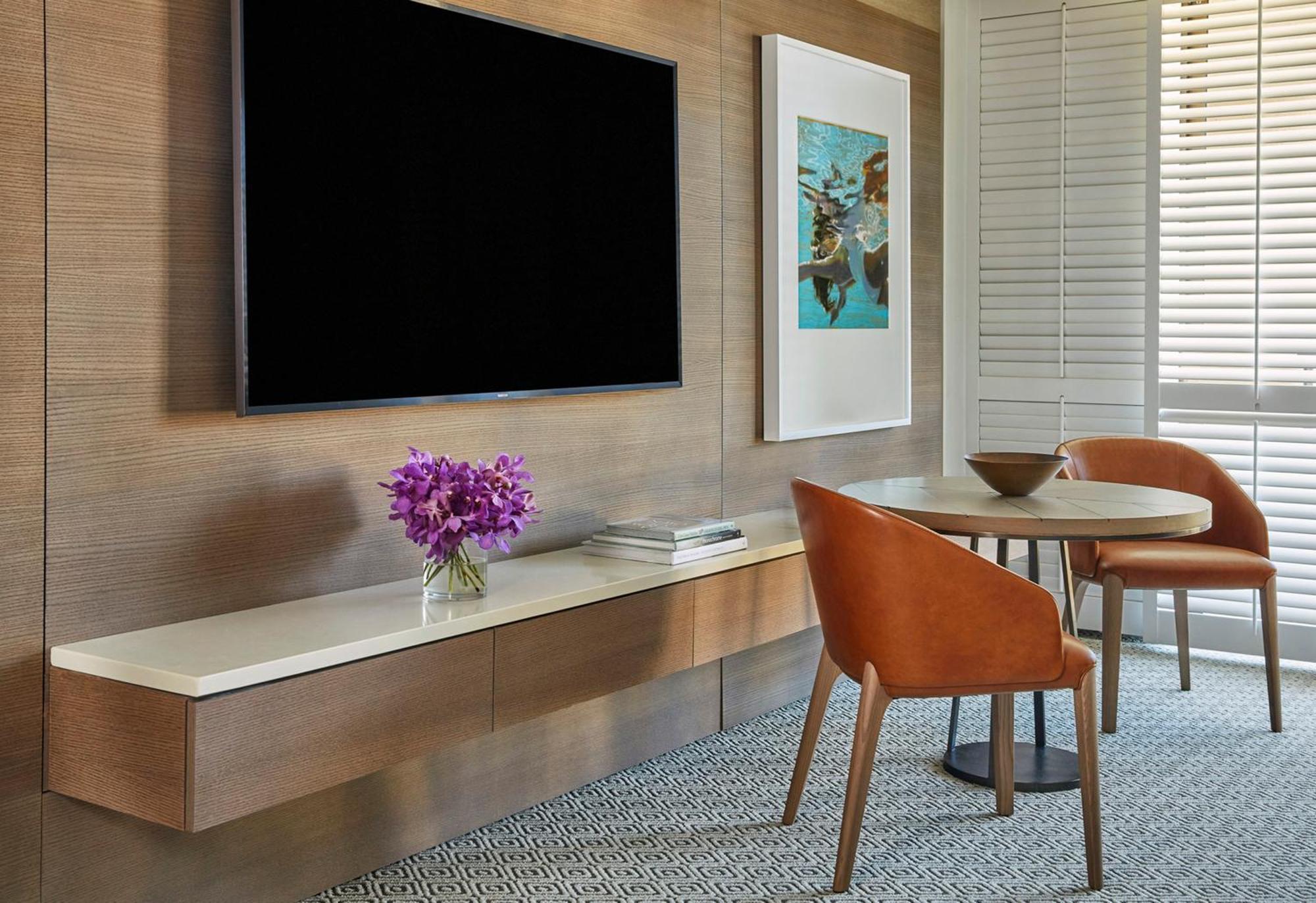 Accessible Club Ocean View Prime Executive Suite