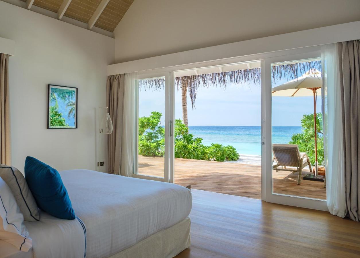 Pool Suite Beach Villa