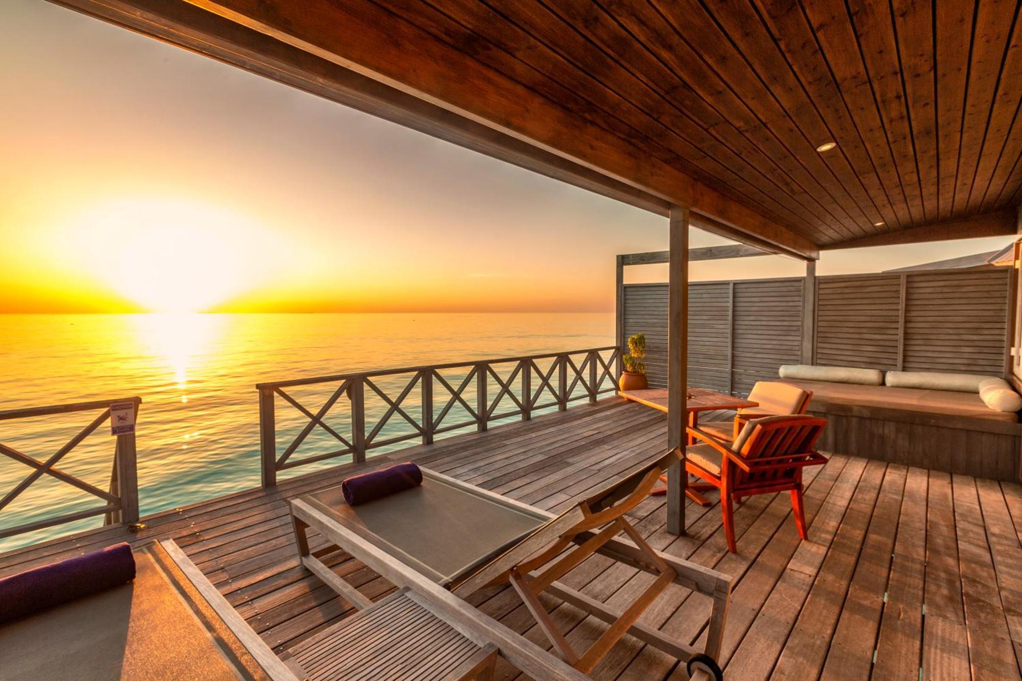 Ocean Villa Jetted Tub