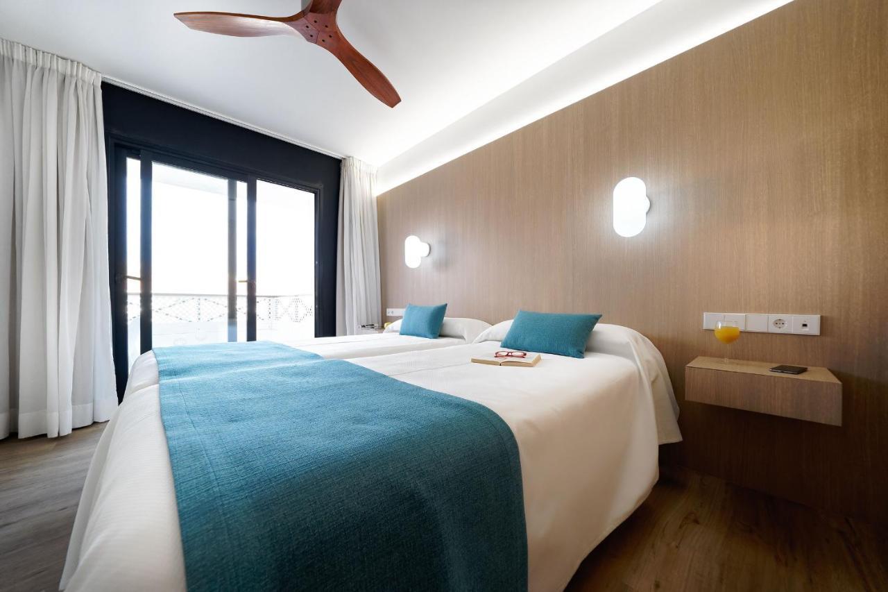 Two-Bedroom Apartment,1257050485:JPEG