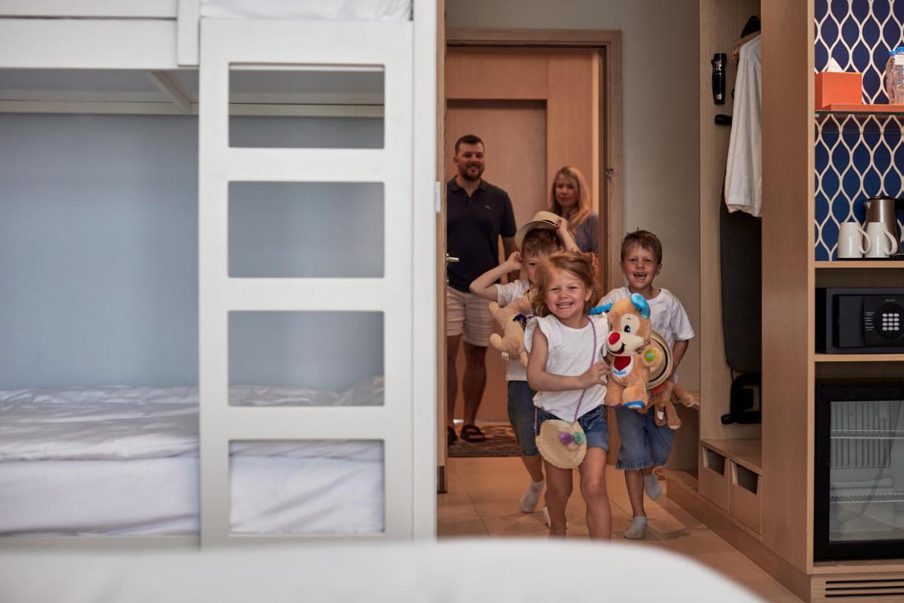 Mirage Superior Room Bunk beds