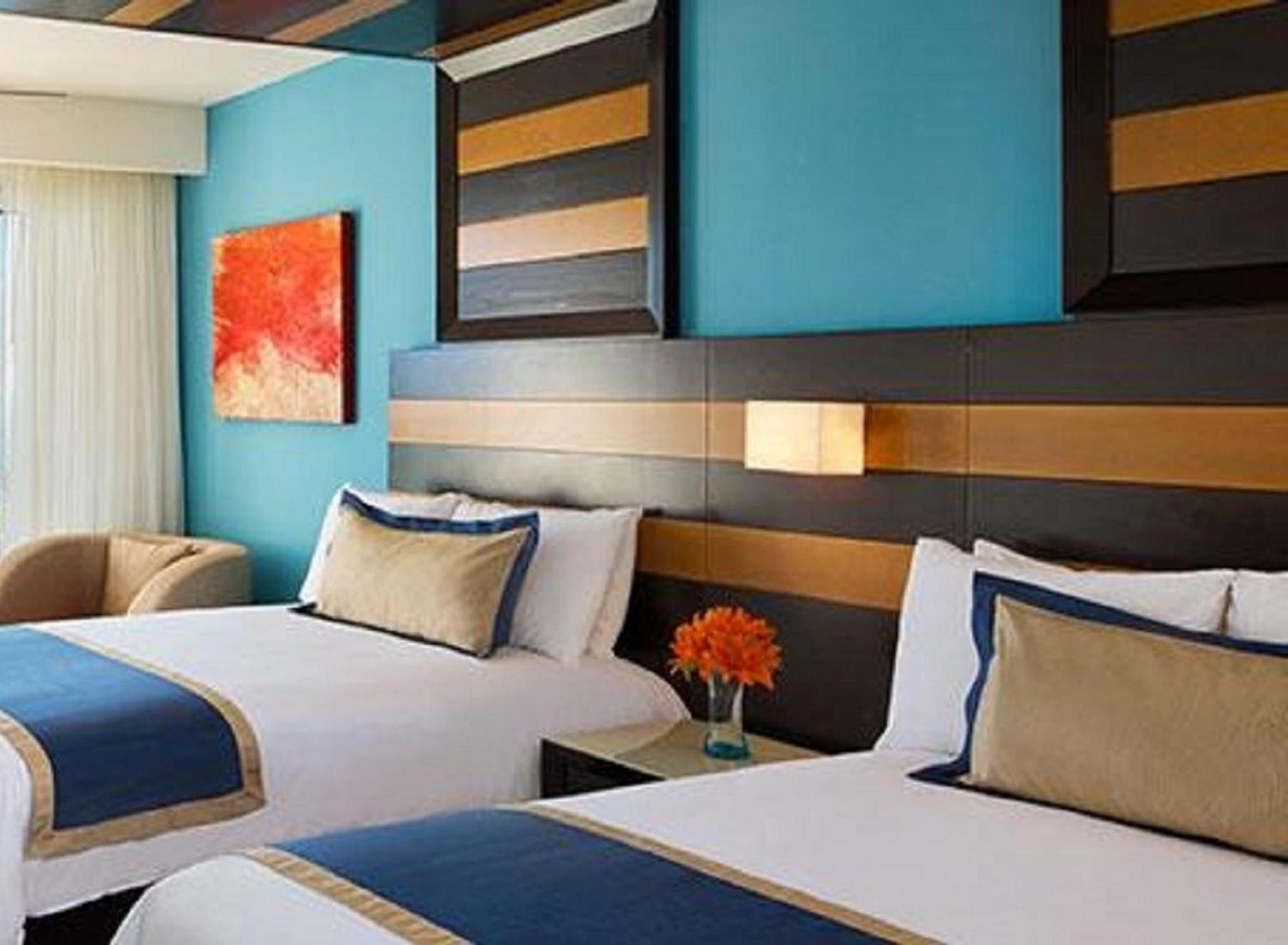 Junior Suite Ocean Front Two Double Beds