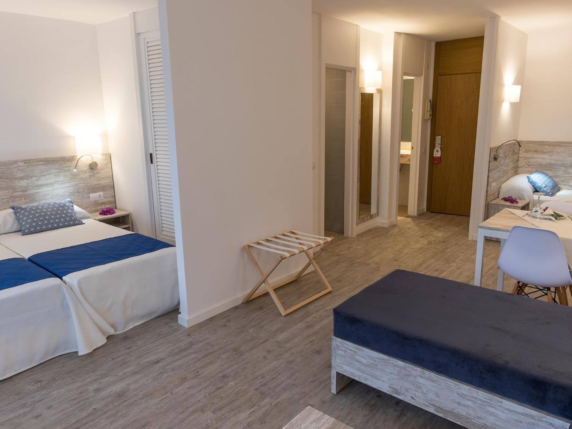 One-Bedroom Apartment,1306702081:JPEG