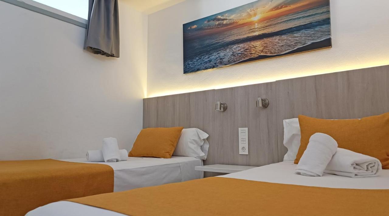 Two-Bedroom Apartment Sea View
