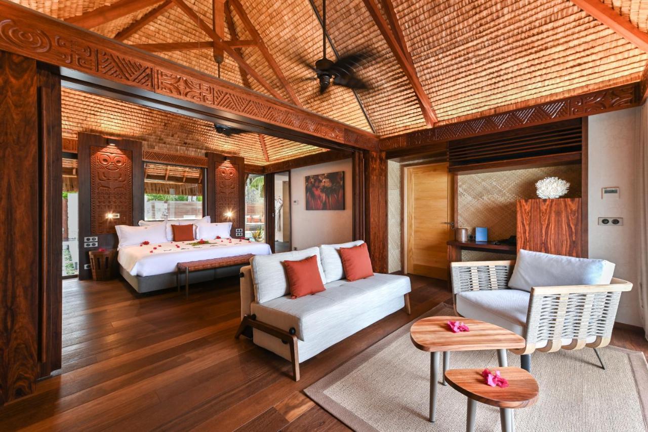 Royal Beach Villa Pool