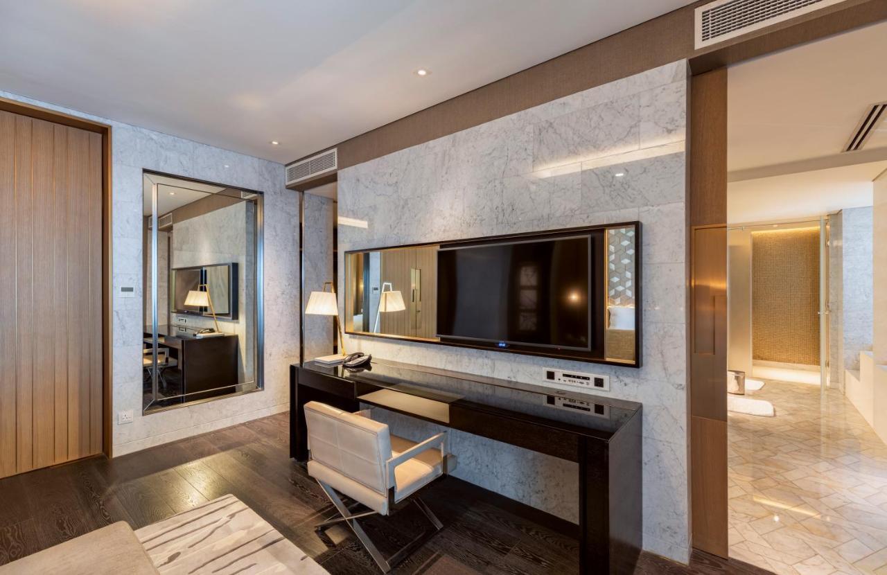 Royal Suite F&B