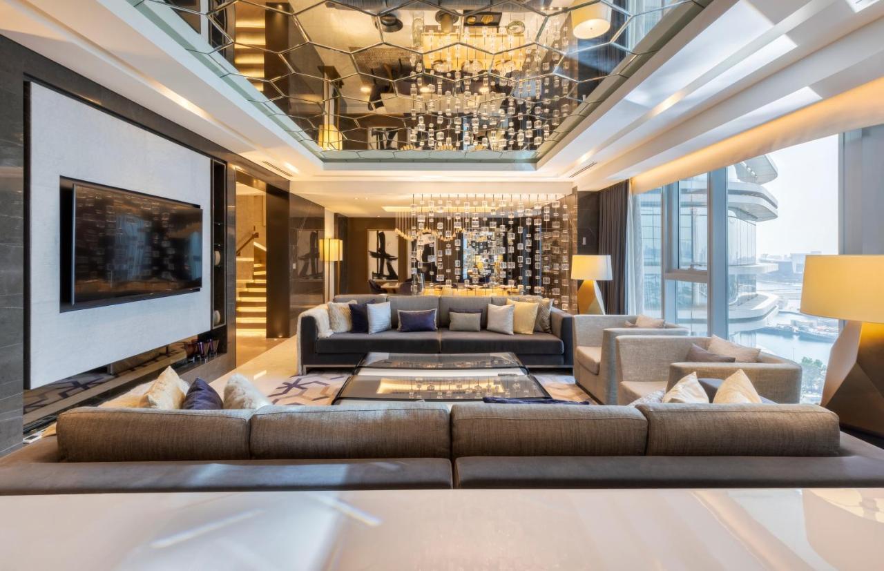 Royal Suite F&B