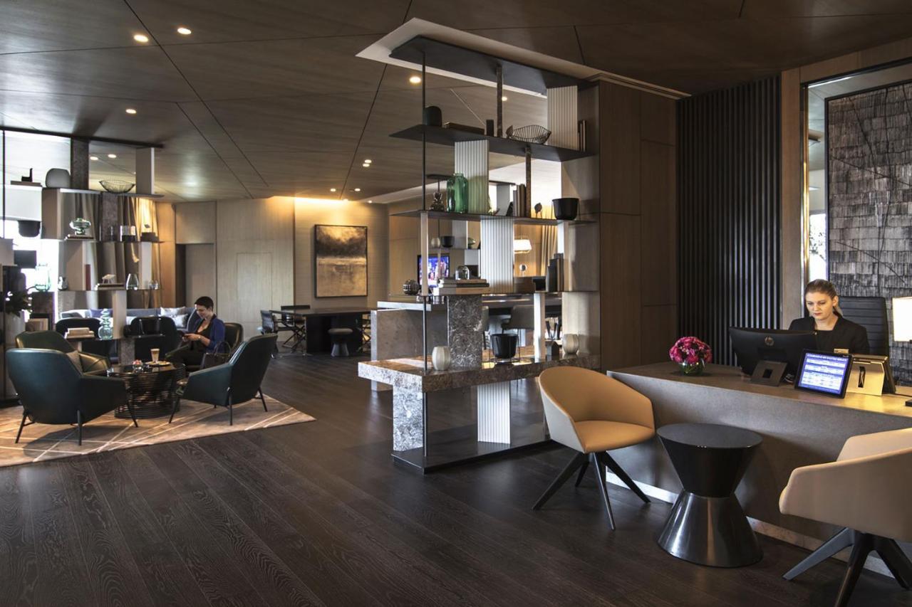 One Bedroom Suite Lounge Access F&B