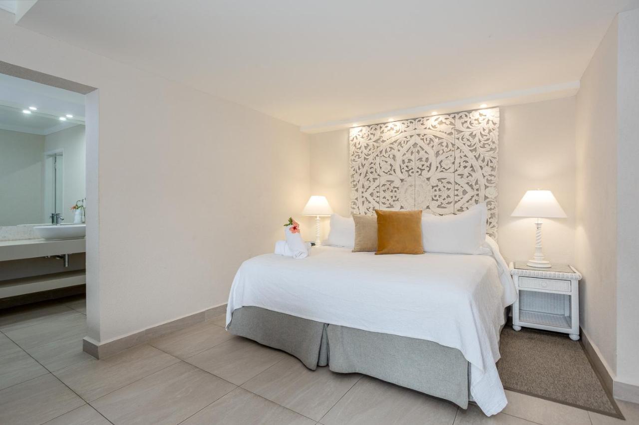 Deluxe Signature Room,1356540542:JPEG