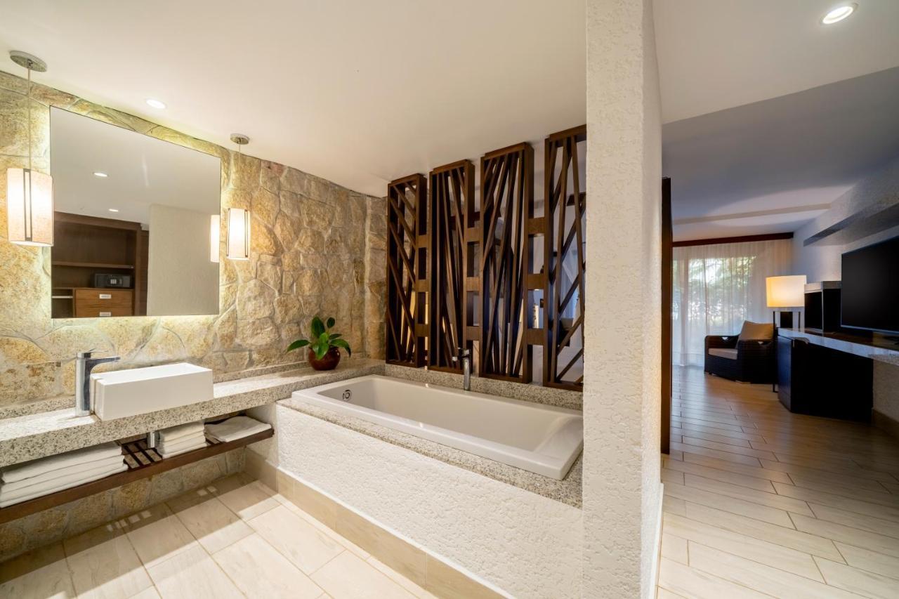 Master Double Room Bath
