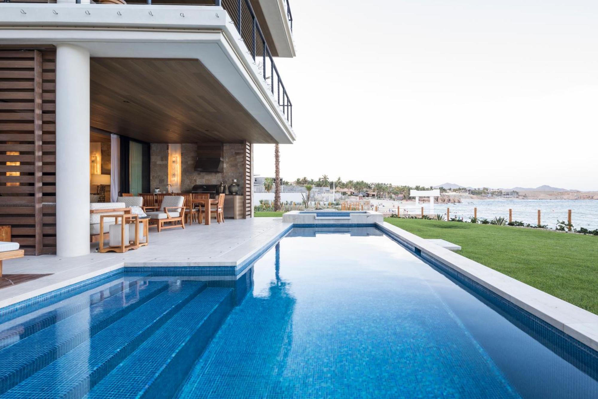 Three Bedroom Garden View Villa Pool