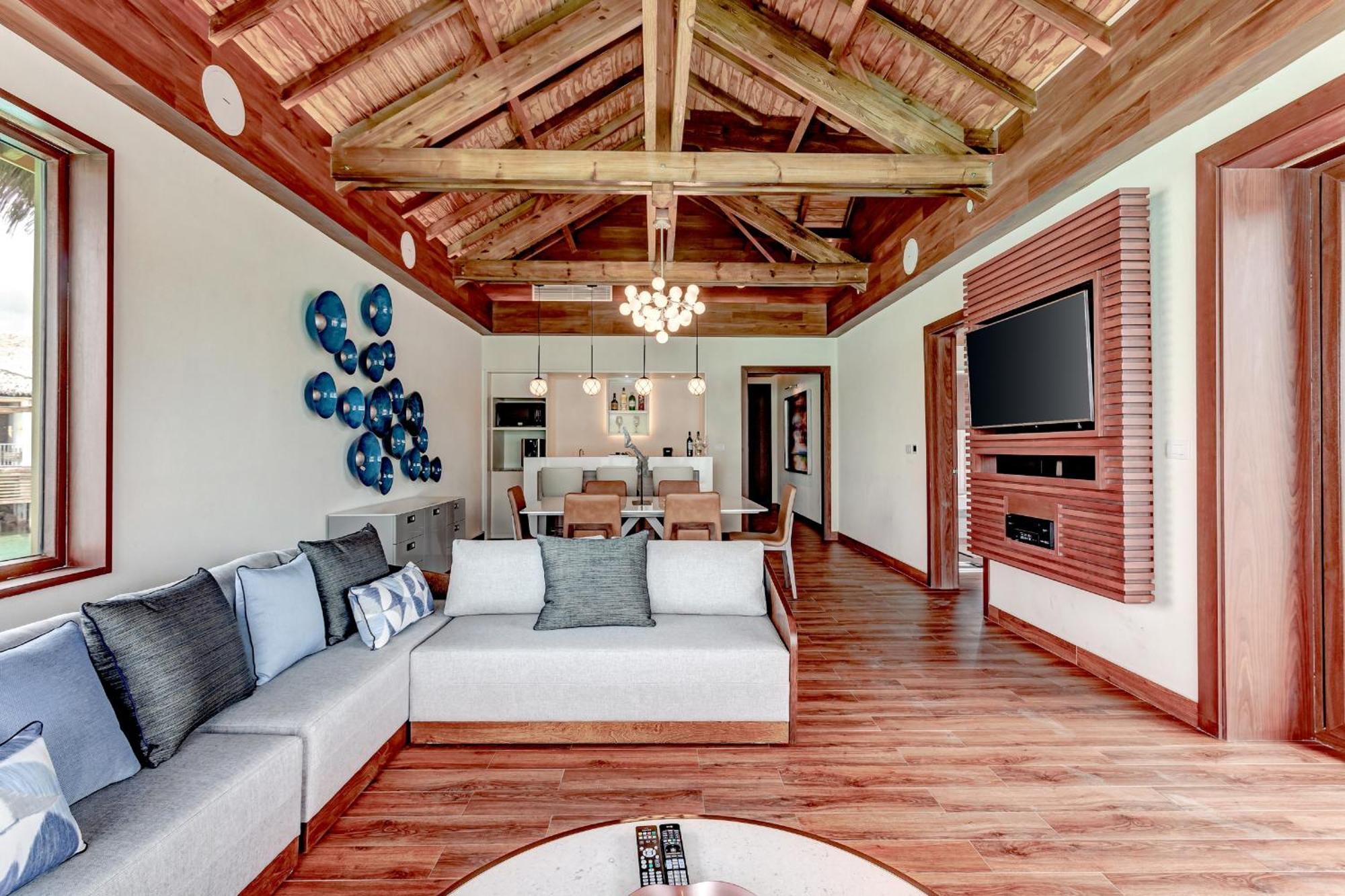 Chairman Overwater Bungalows Diamond Club