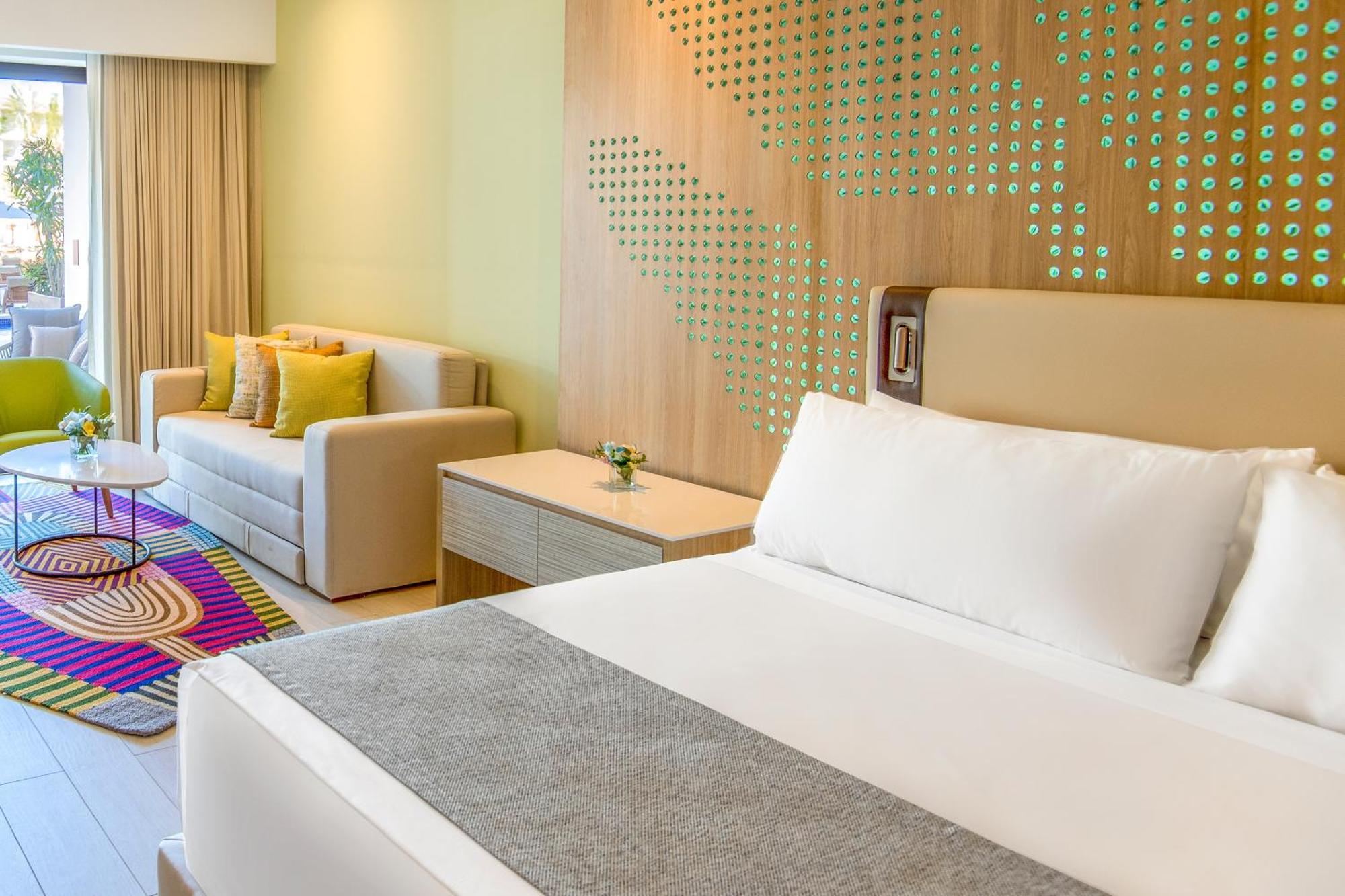 Junior King Suite Ocean View