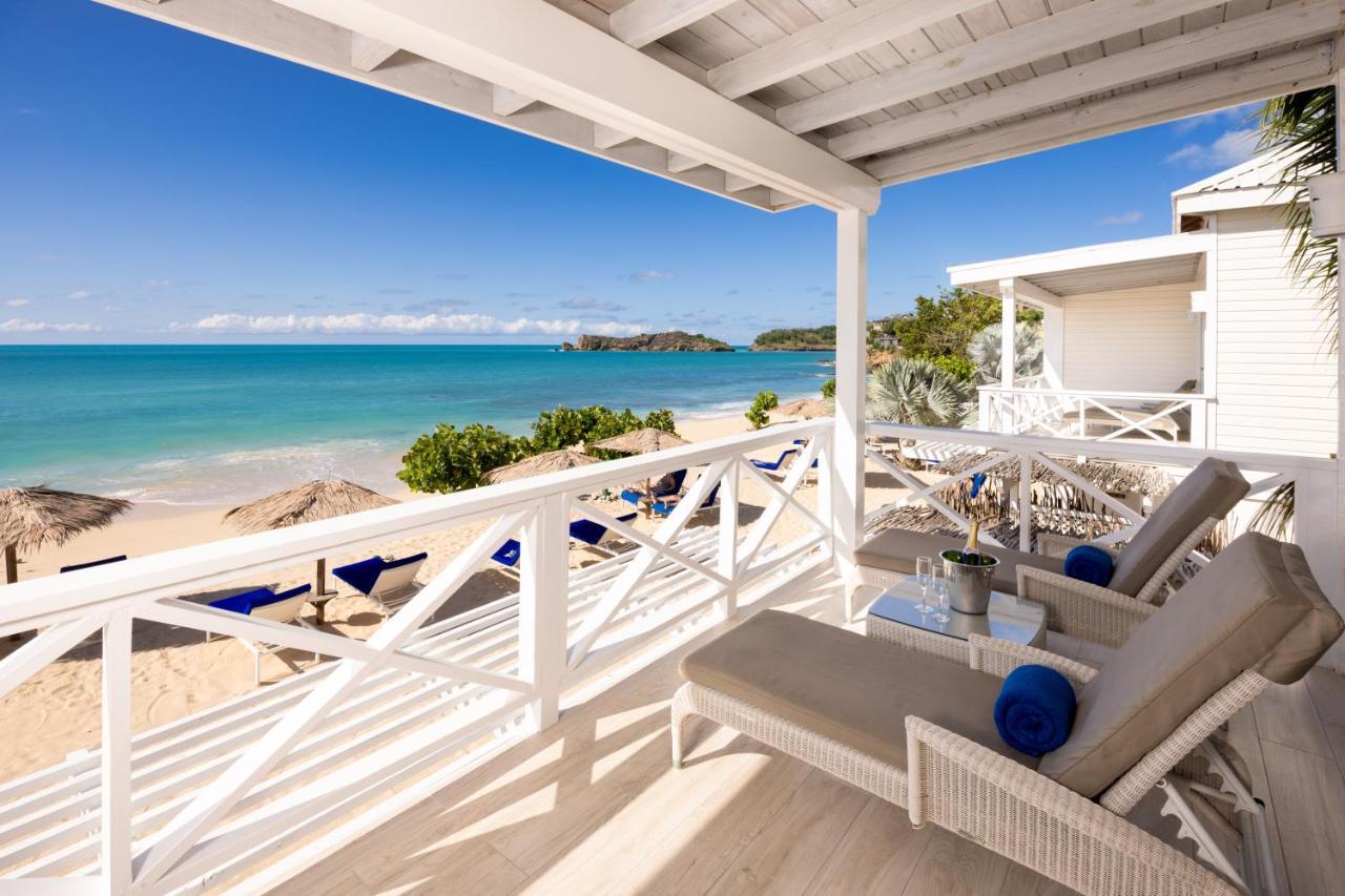 Premium Beachfront Suite