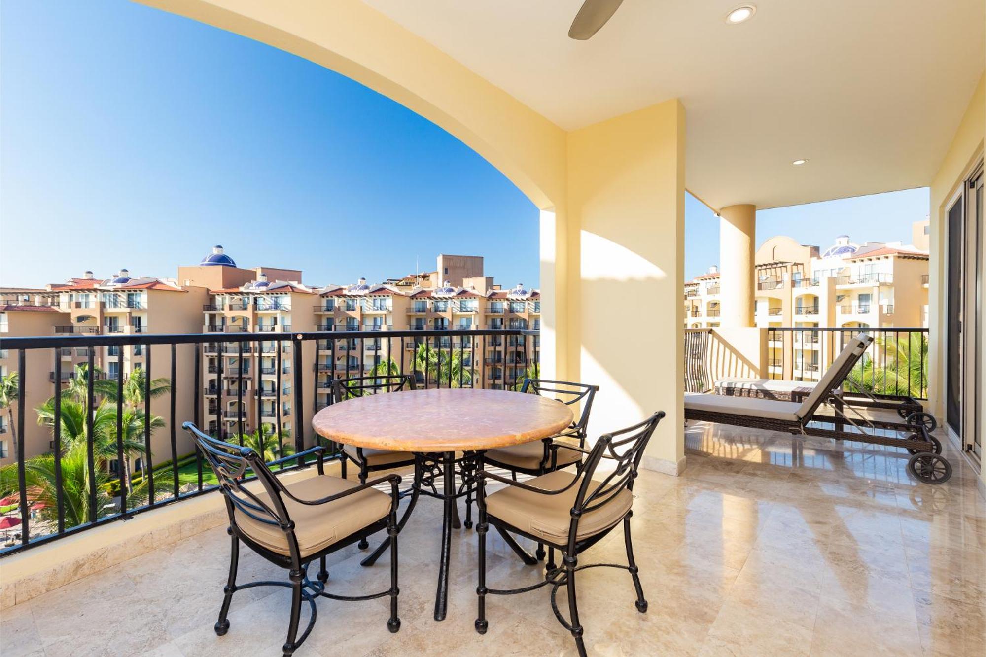 Two-Bedroom suite ocean view