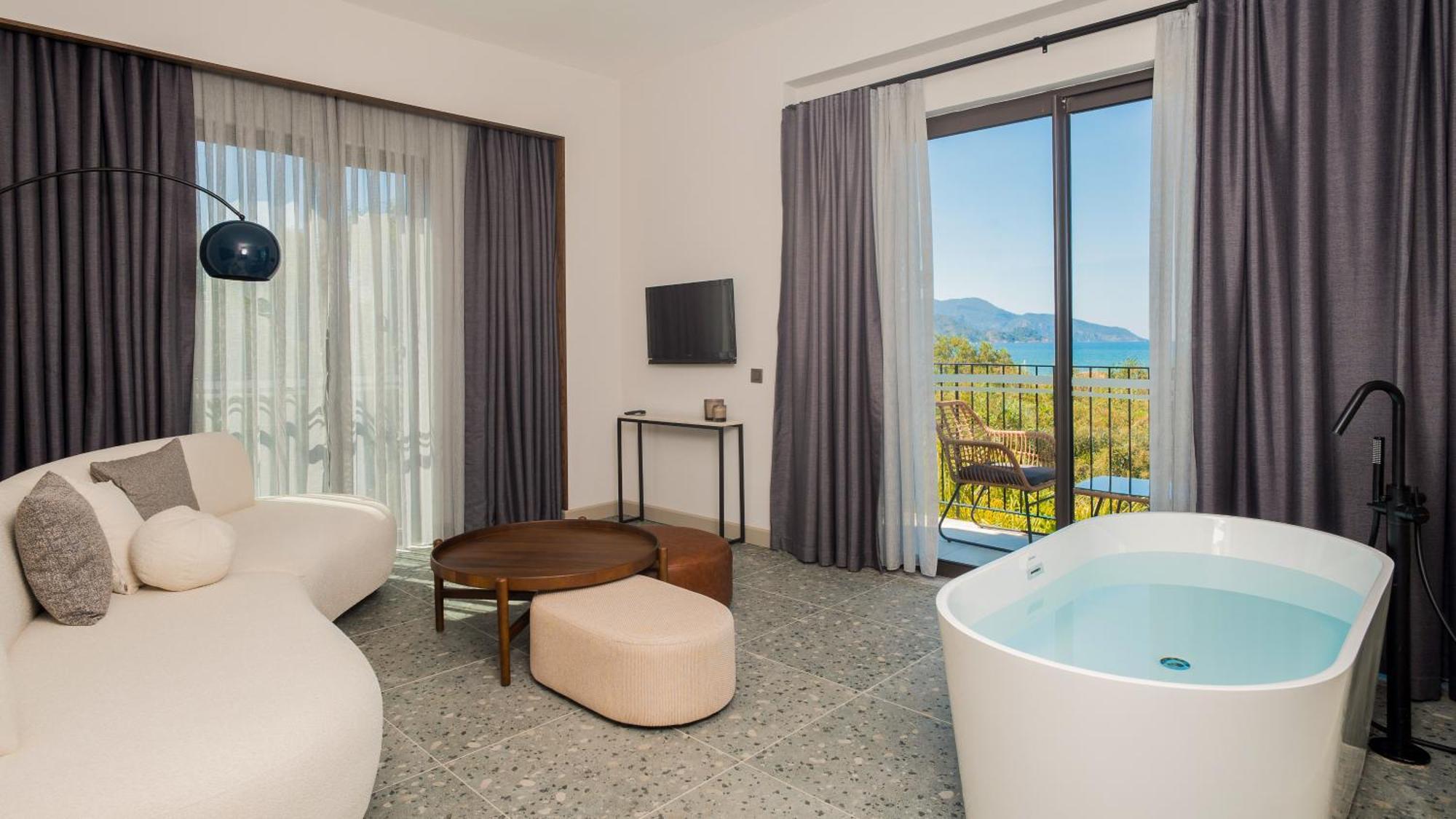 Junior Suite,1499549683:JPEG
