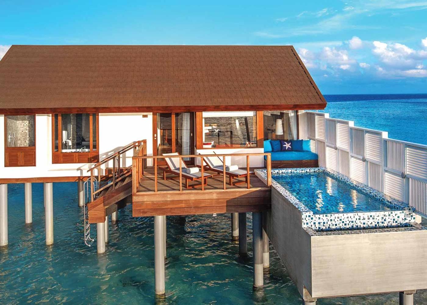 Water Villa Pool