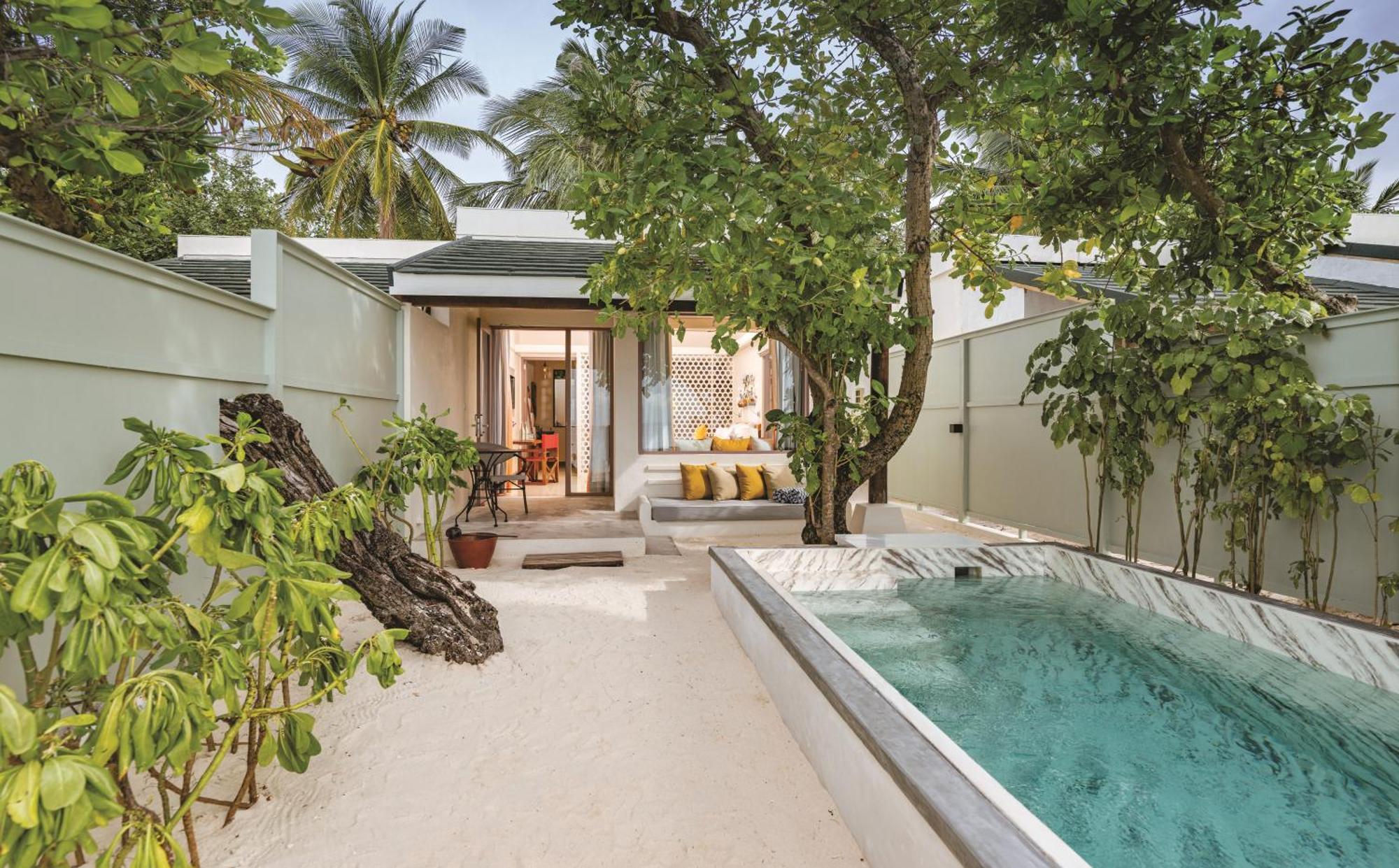 Deluxe Beach Villa Pool,1541287000:JPEG