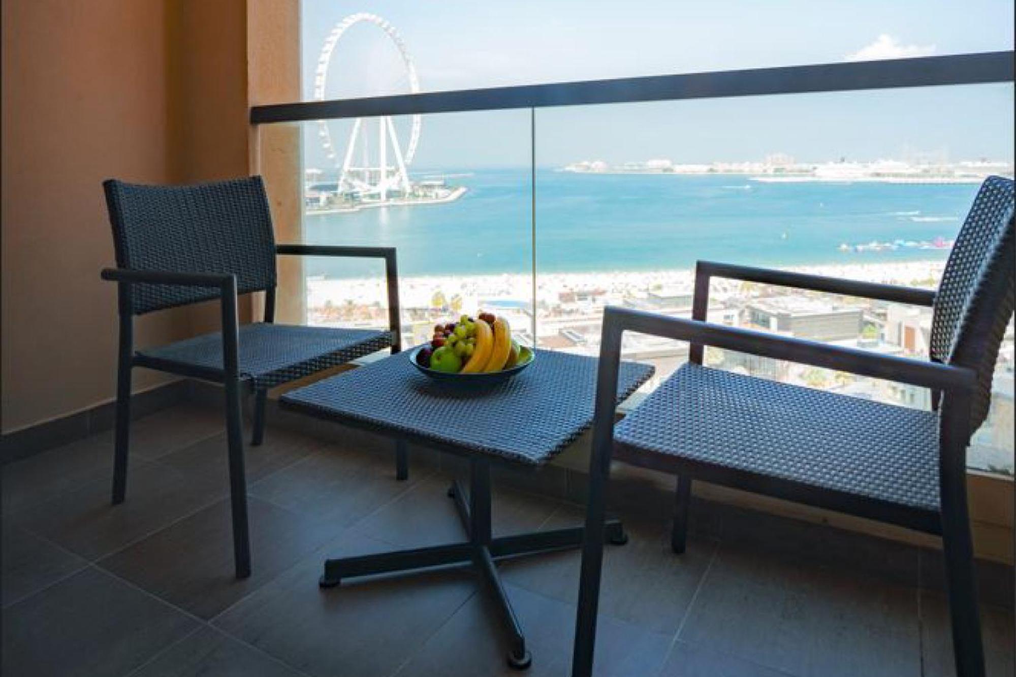 Sea View Family Room Balcony King Bed