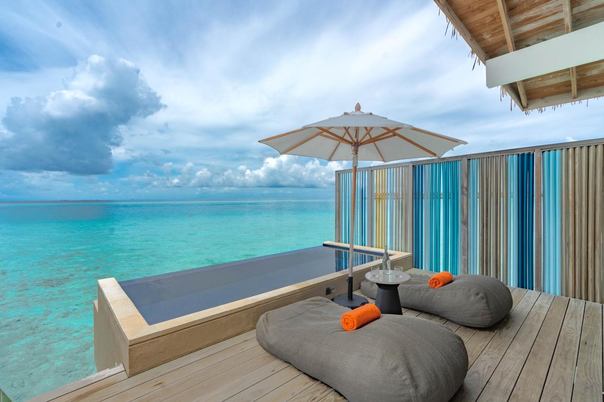 Diamond Overwater Private Pool Villa King Bed