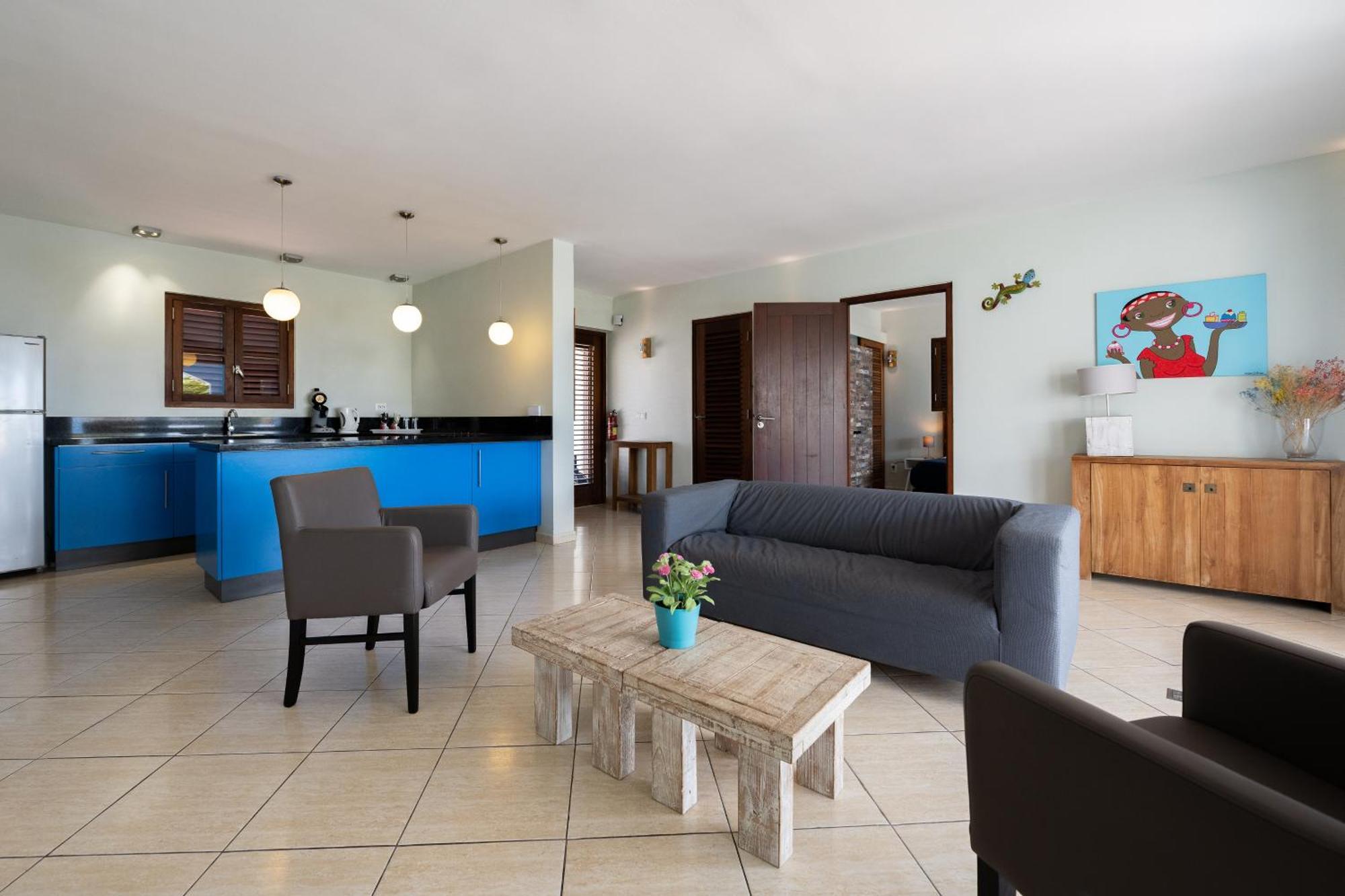 Three-Bedroom Apartment Non-Smoking