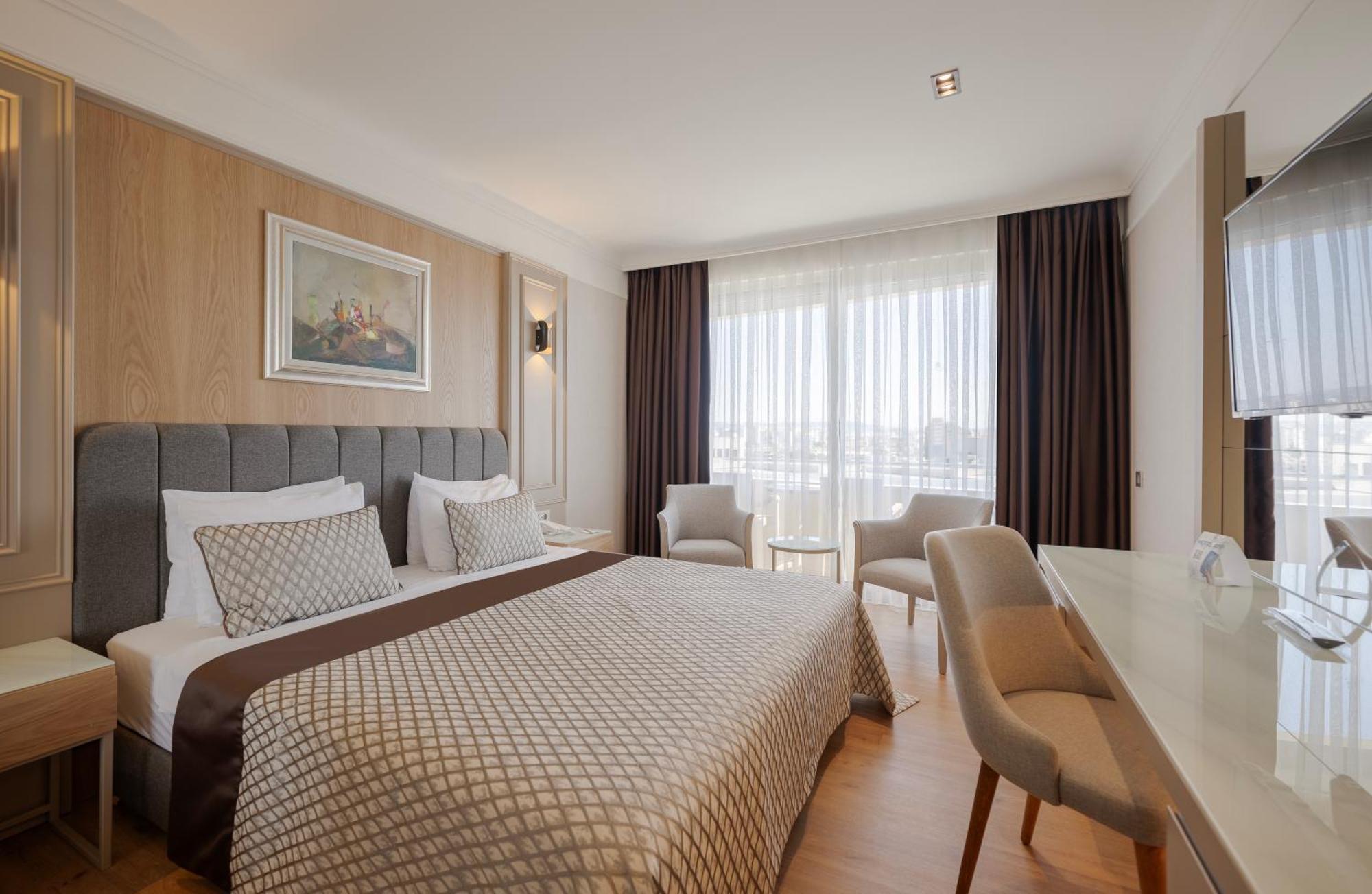 Economy Double Room Land View