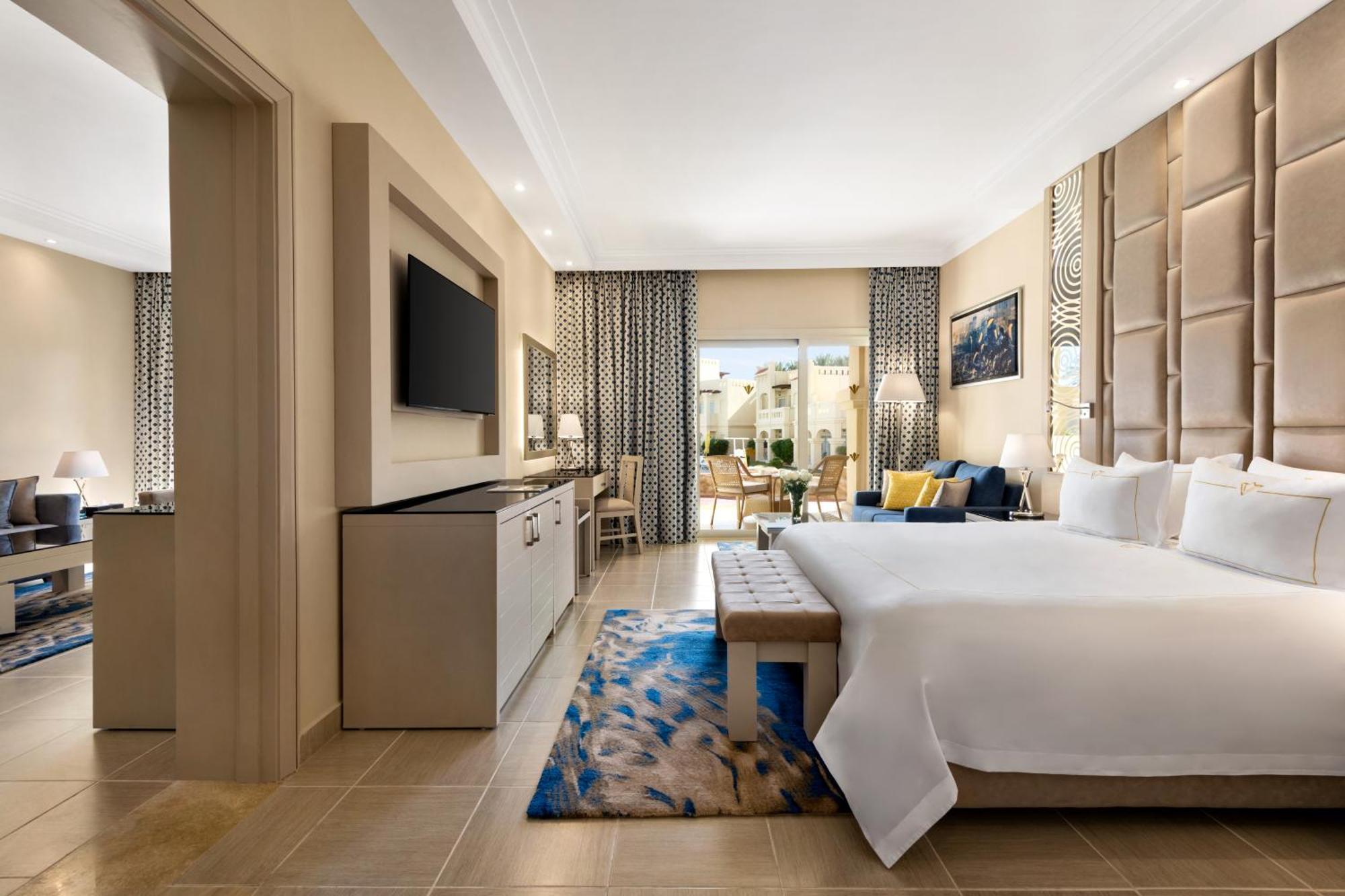 Senior Suite