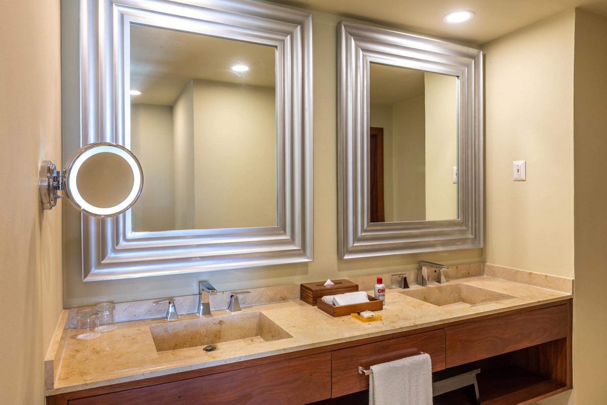 Superior Two Bedroom Presidential Suite Ocean View Kids & Teens