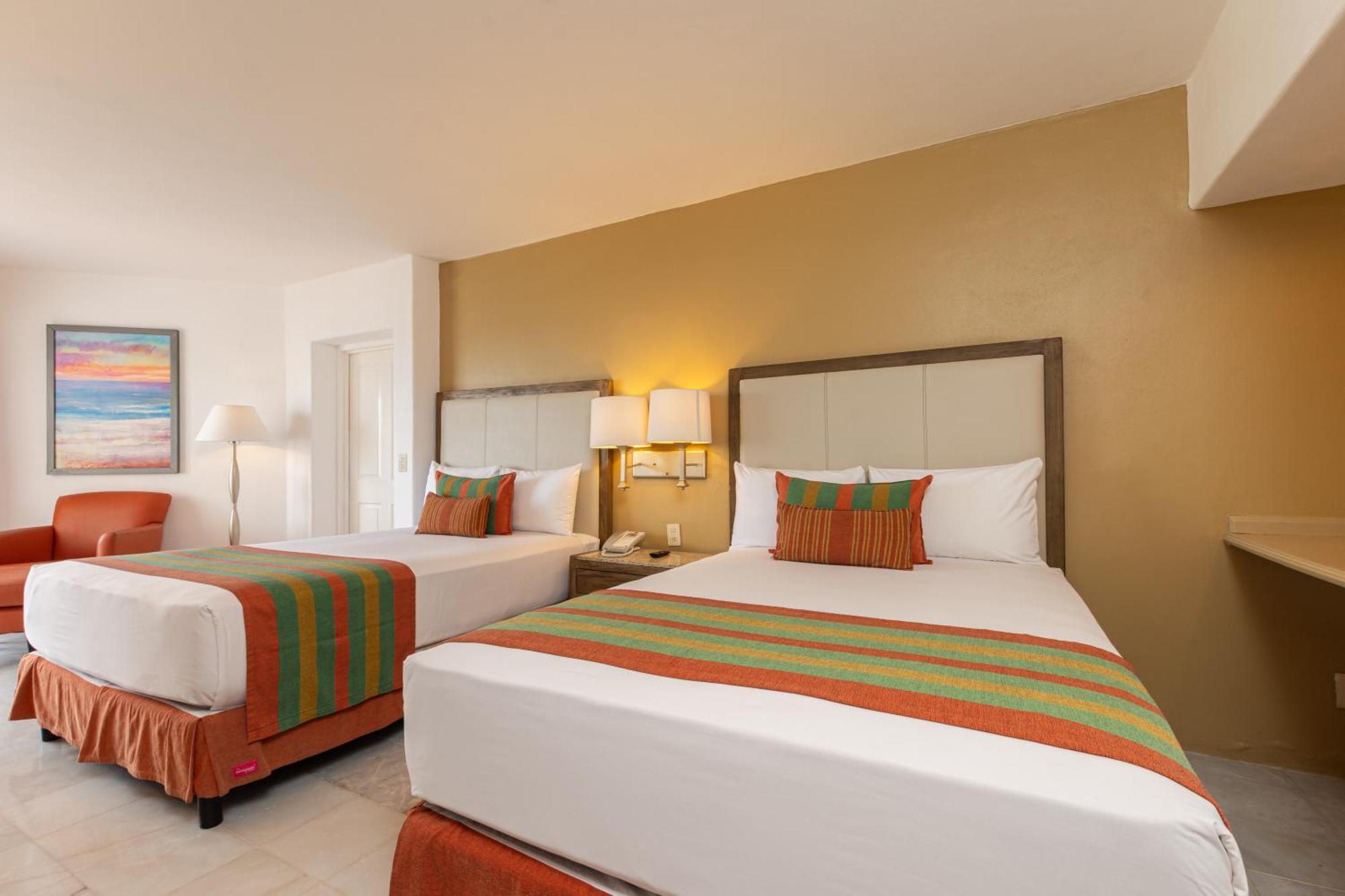 Deluxe King or Double Room Partial Ocean View