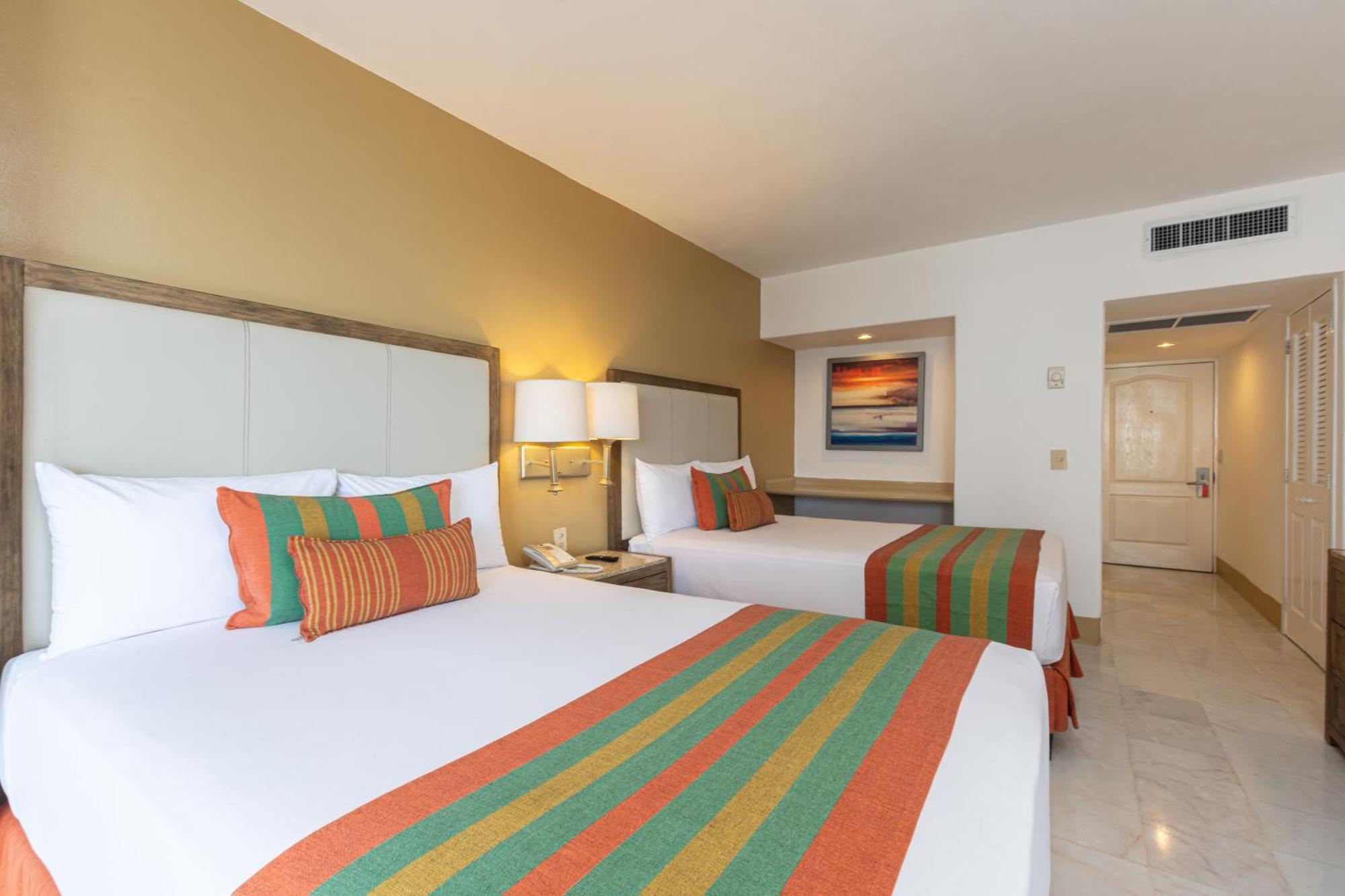 Deluxe King or Double Room Partial Ocean View