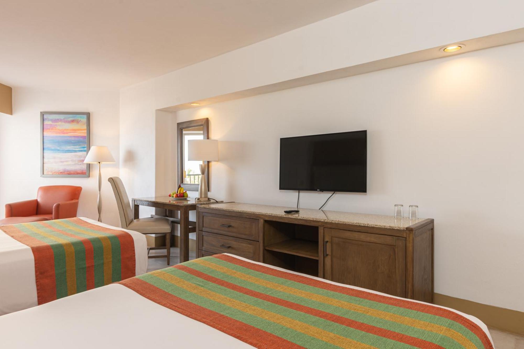 Deluxe Double Room Garden View