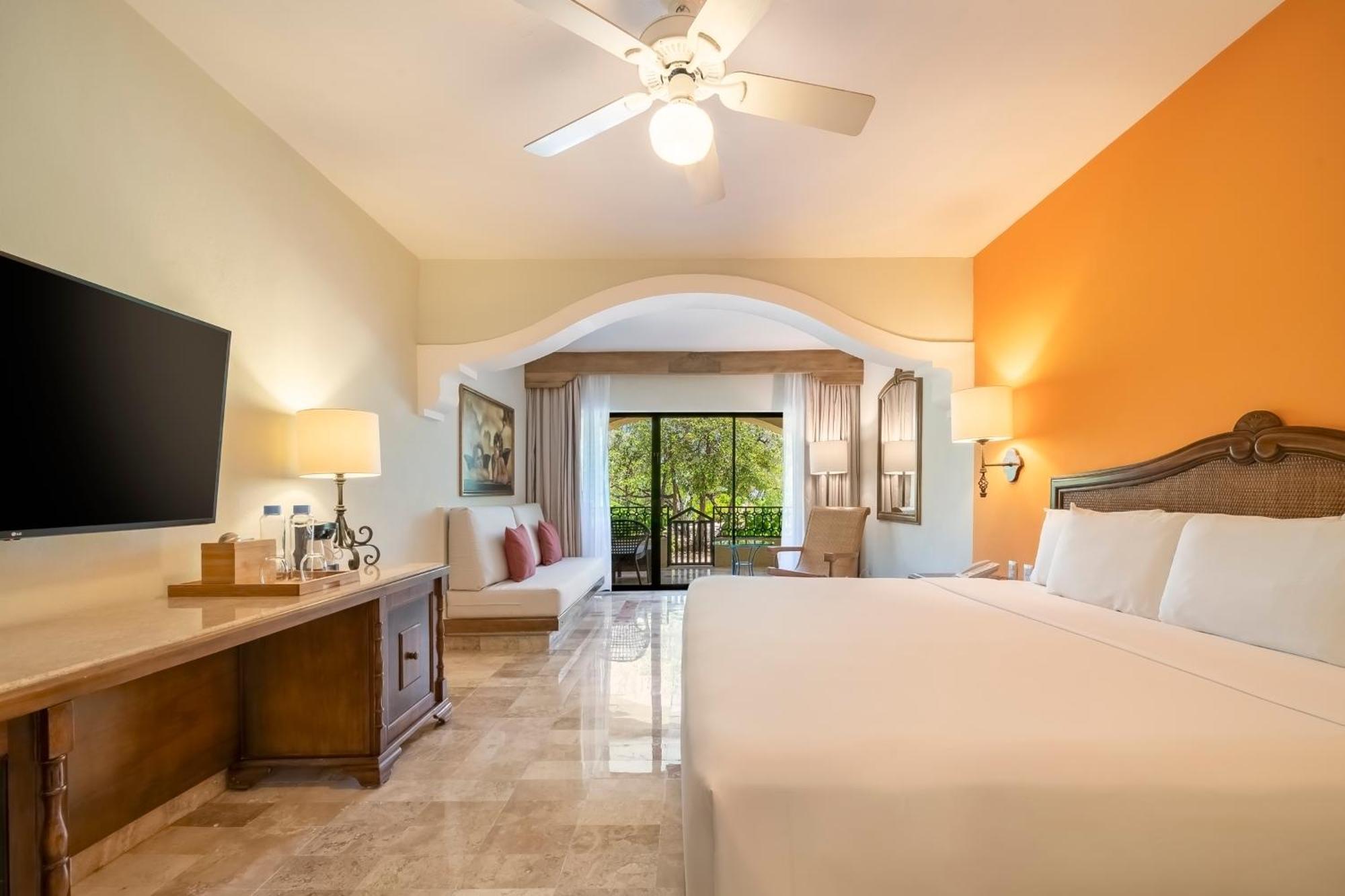 Junior Suite Beach Access