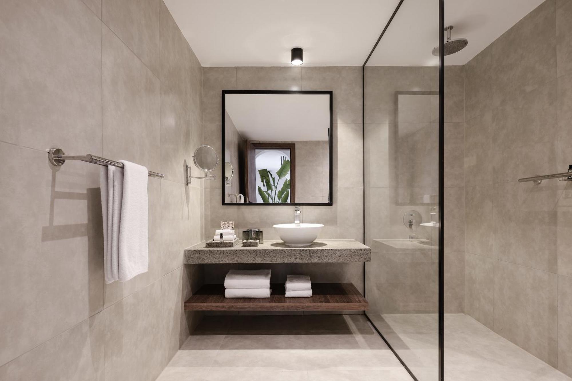 Signature Suite Sea View