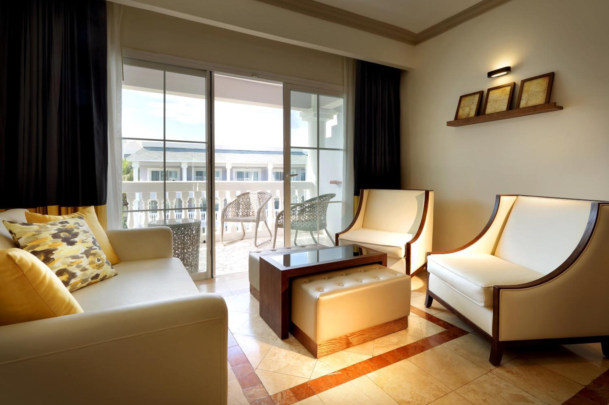 Junior Suite Beachside Ocean View