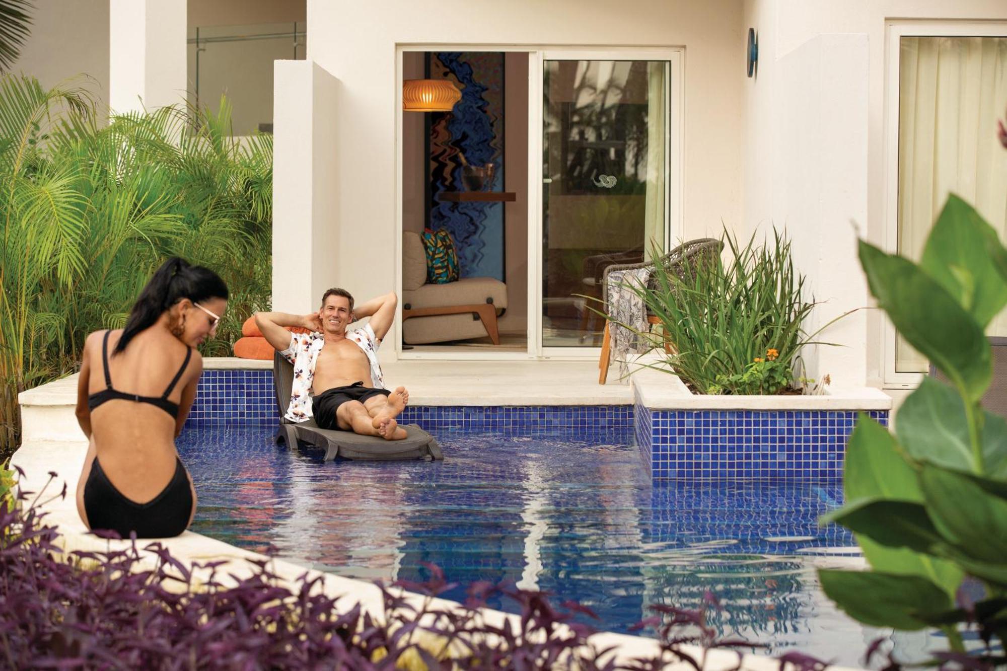 Preferred Club Swim Out Garden View 2 Queens